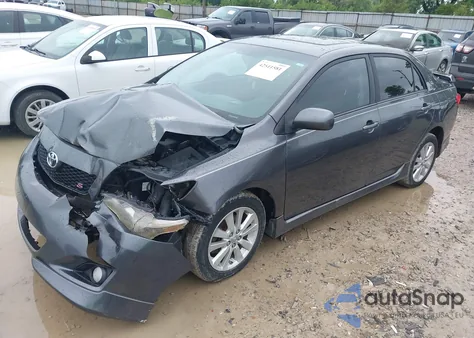 2010 Toyota Corolla S z USA, uszkodzony, nr VIN 2T1BU4EE4AC425074